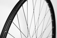Shimano Laufrad vorne 26" 559x19 Deore HBM5100B 100mm Center-Lock QR schwarz